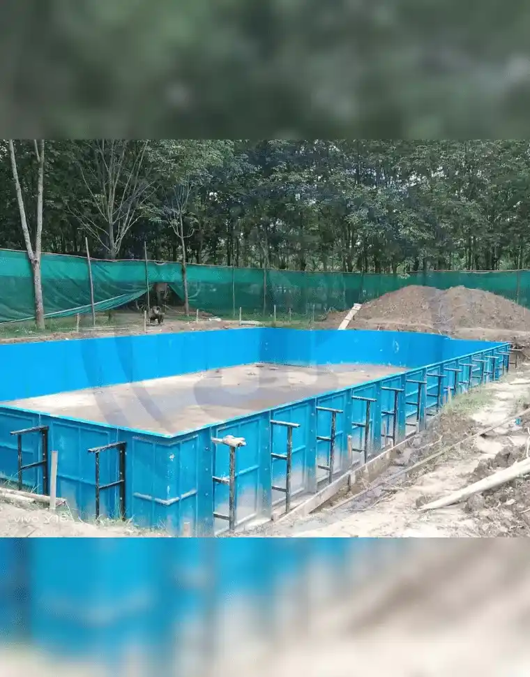 Swimming Pool in Fiberglass