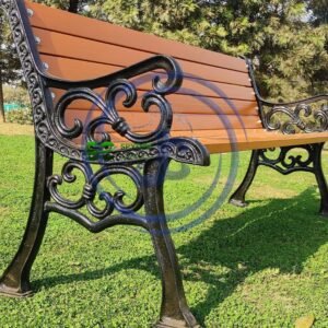 CAST IRON VINTAGE LEGS WITH MILD STEEL STRIPS (PATTI)