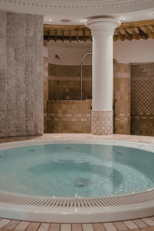 Jacuzzi